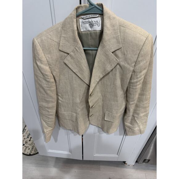 Woman’s Suit Jacket Size 6 - Picture 1 of 5